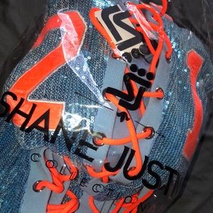 Shane Justin two piece set